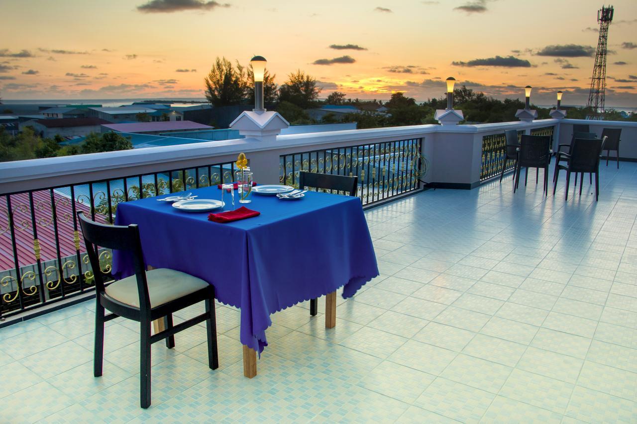 Abuharee Grand Hotel Addu City Exterior photo